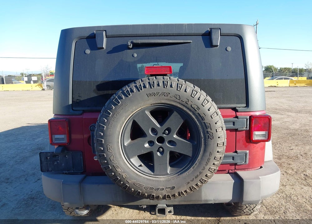 2013 JEEP WRANGLER UNLIMITED SPORT VIN: 1C4BJWDG4DL524160