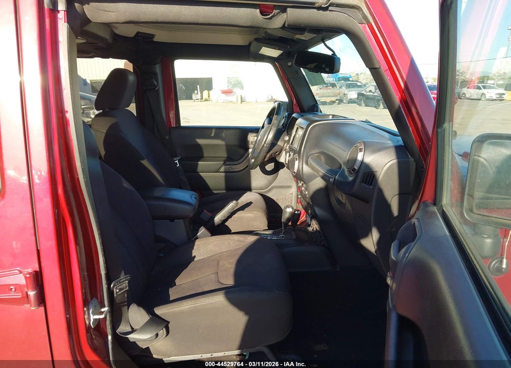 2013 JEEP WRANGLER UNLIMITED SPORT VIN: 1C4BJWDG4DL524160