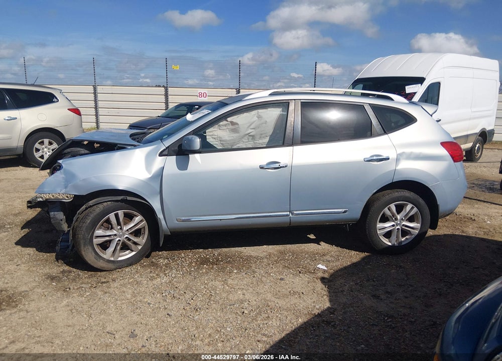 2013 NISSAN ROGUE S/SV VIN: JN8AS5MT4DW020730