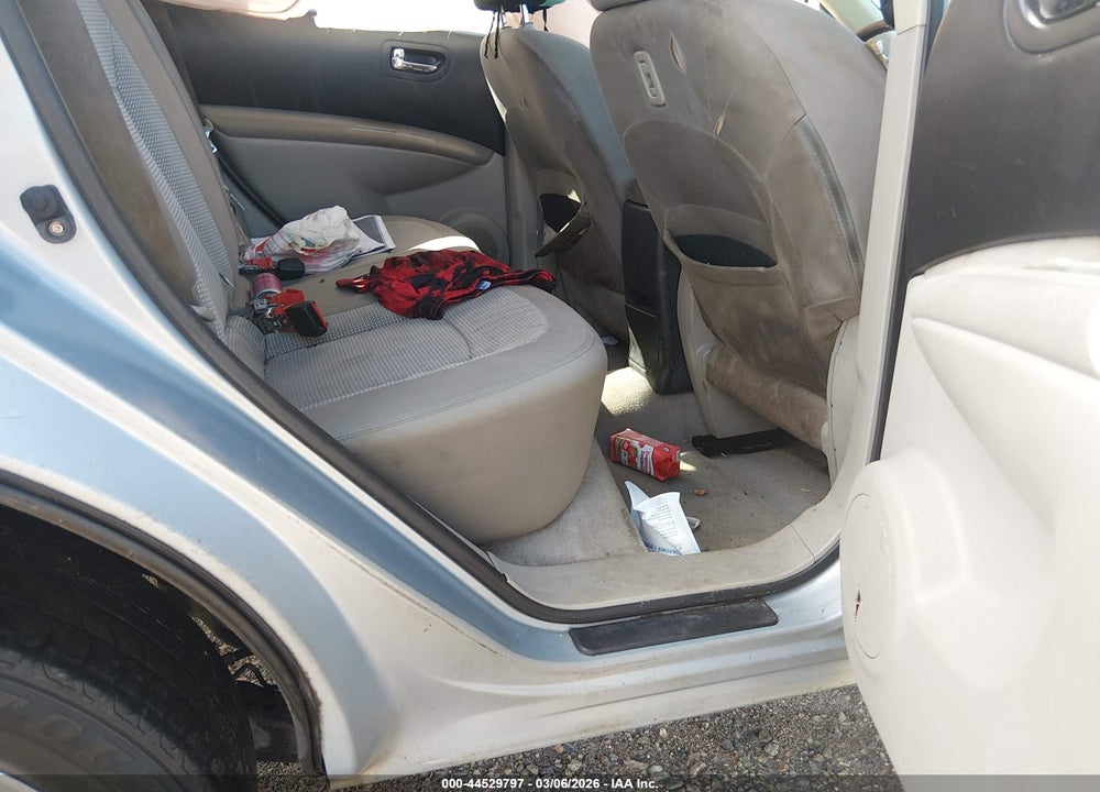 2013 NISSAN ROGUE S/SV VIN: JN8AS5MT4DW020730