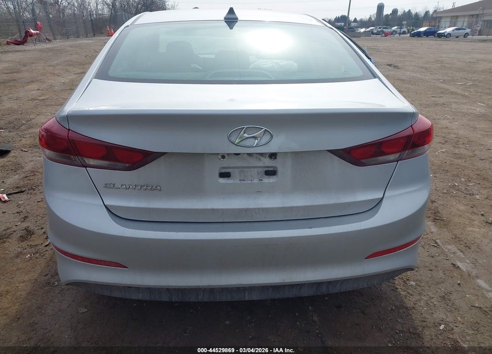 2018 HYUNDAI ELANTRA SEL VIN: KMHD84LF3JU475567