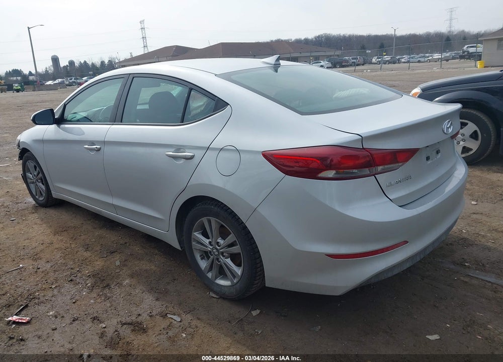 2018 HYUNDAI ELANTRA SEL VIN: KMHD84LF3JU475567
