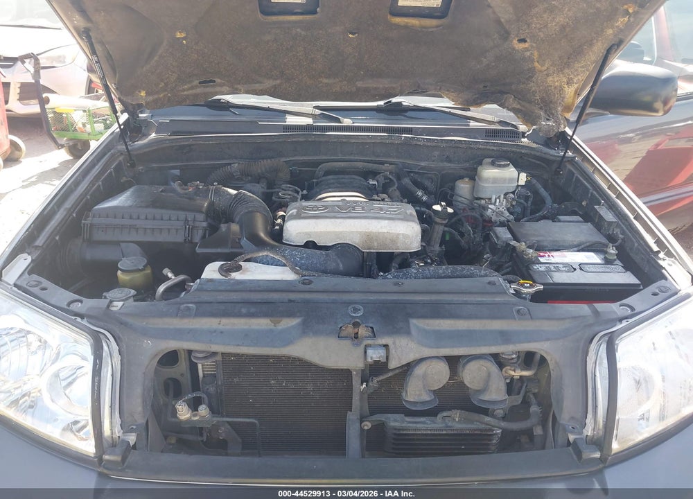 2005 TOYOTA 4RUNNER SR5 V8 VIN: JTEZT14R850020139