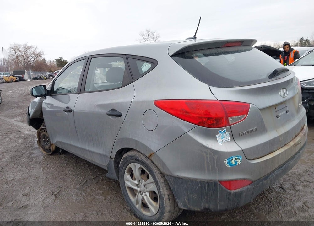 2010 HYUNDAI TUCSON GLS VIN: KM8JT3AC2AU081238
