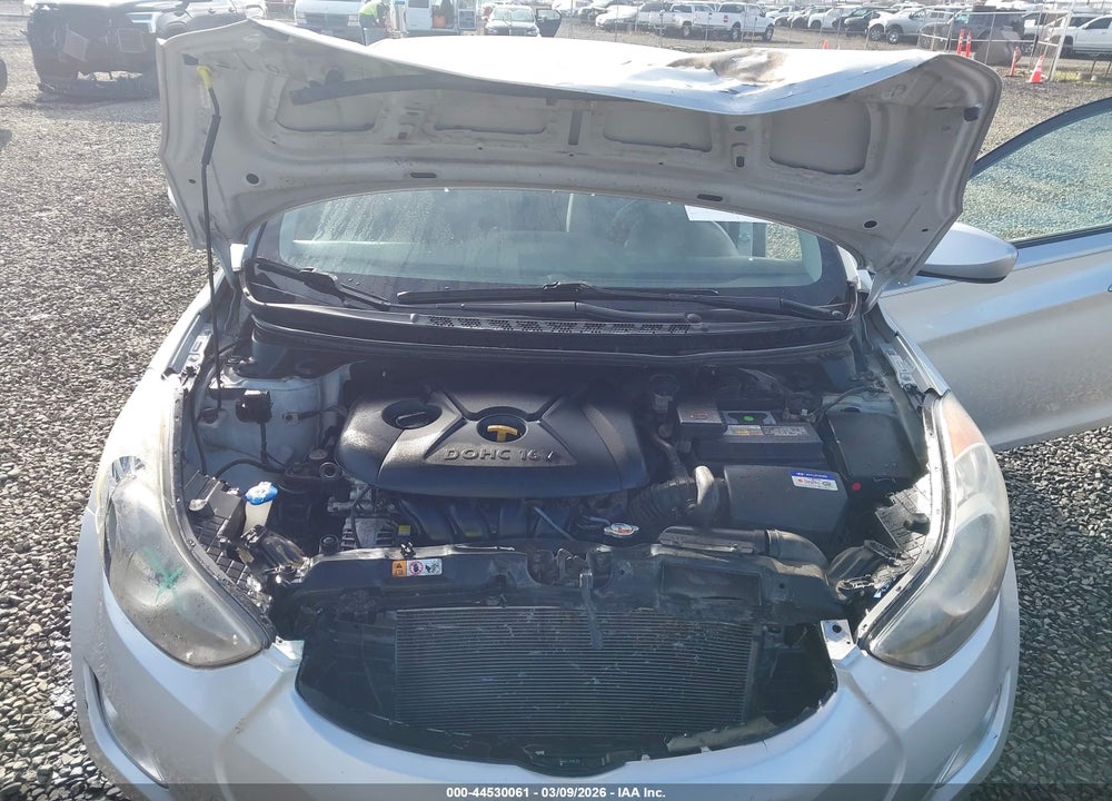 2013 HYUNDAI ELANTRA GLS VIN: KMHDH4AE6DU807290