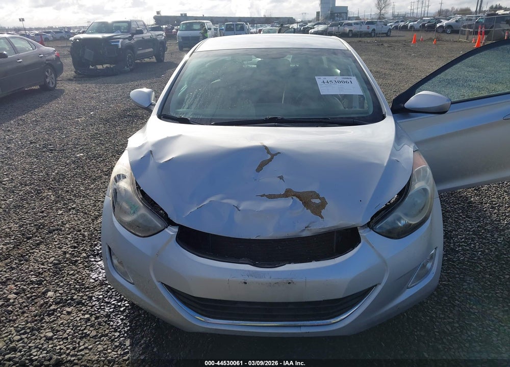 2013 HYUNDAI ELANTRA GLS VIN: KMHDH4AE6DU807290