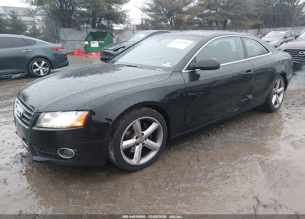 2010 AUDI A5 2.0T PREMIUM VIN: WAURFAFRXAA077663