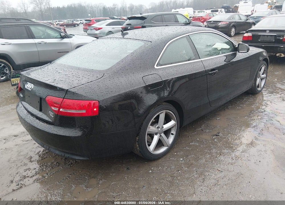 2010 AUDI A5 2.0T PREMIUM VIN: WAURFAFRXAA077663
