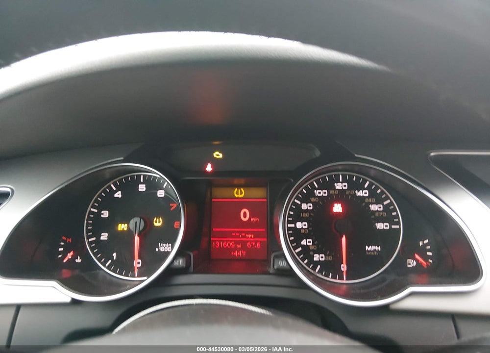 2010 AUDI A5 2.0T PREMIUM VIN: WAURFAFRXAA077663