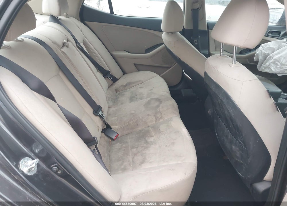 2015 KIA OPTIMA LX VIN: KNAGM4A75F5634337