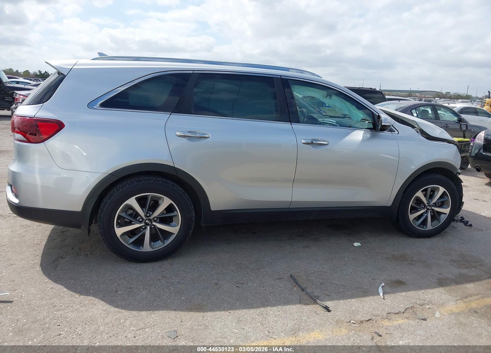 2019 KIA SORENTO 3.3L EX VIN: 5XYPH4A51KG474139