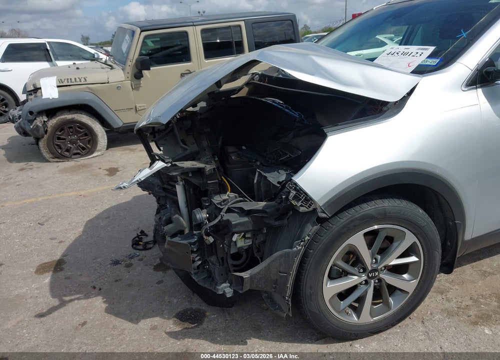 2019 KIA SORENTO 3.3L EX VIN: 5XYPH4A51KG474139