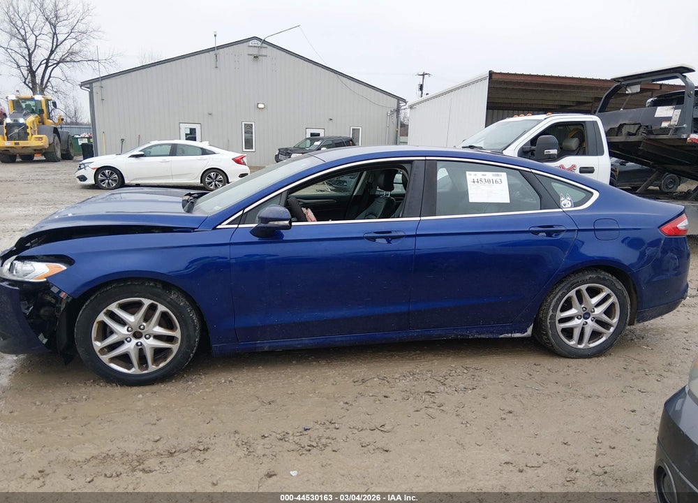 2015 FORD FUSION SE VIN: 3FA6P0HD4FR204795