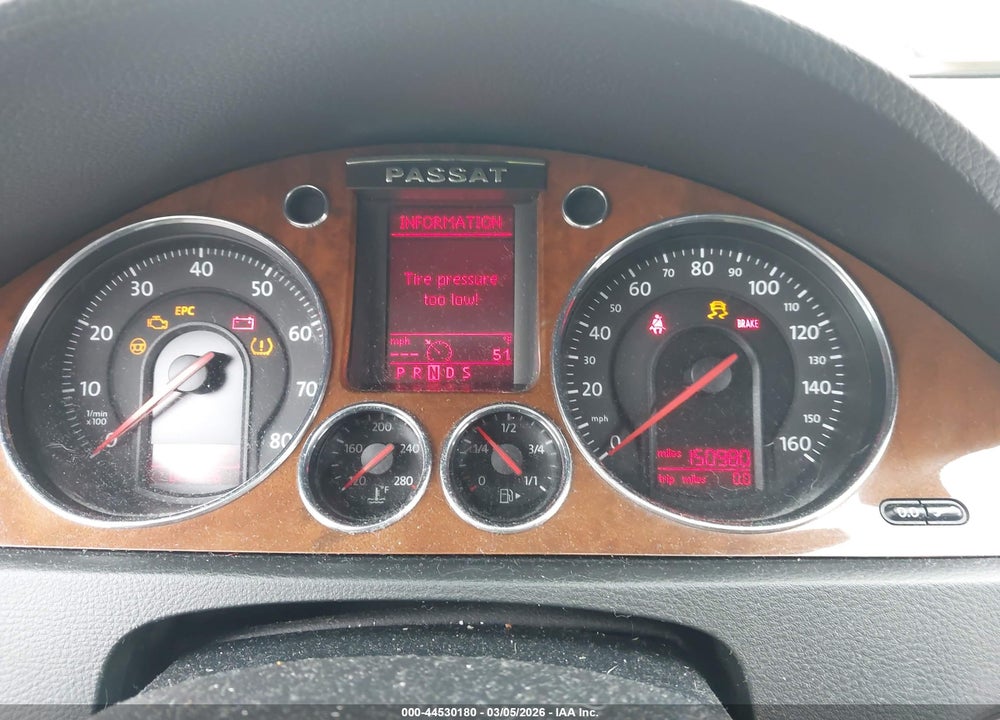 2008 VOLKSWAGEN PASSAT LUX VIN: WVWEK73C28P044423