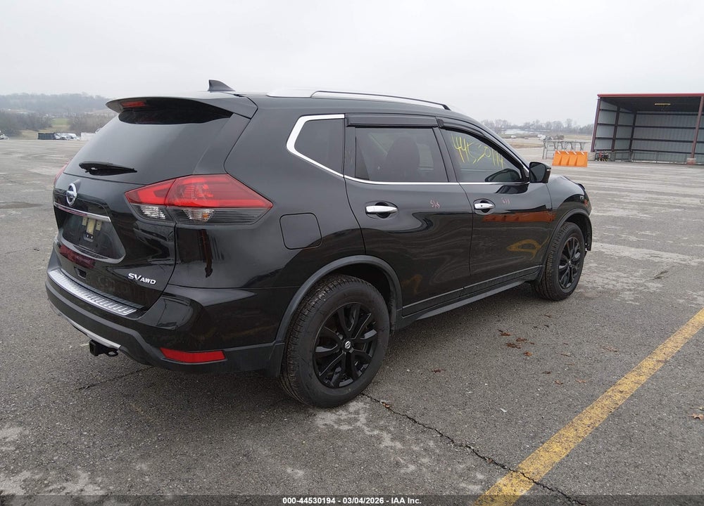 2018 NISSAN ROGUE SV VIN: JN8AT2MV4JW353261