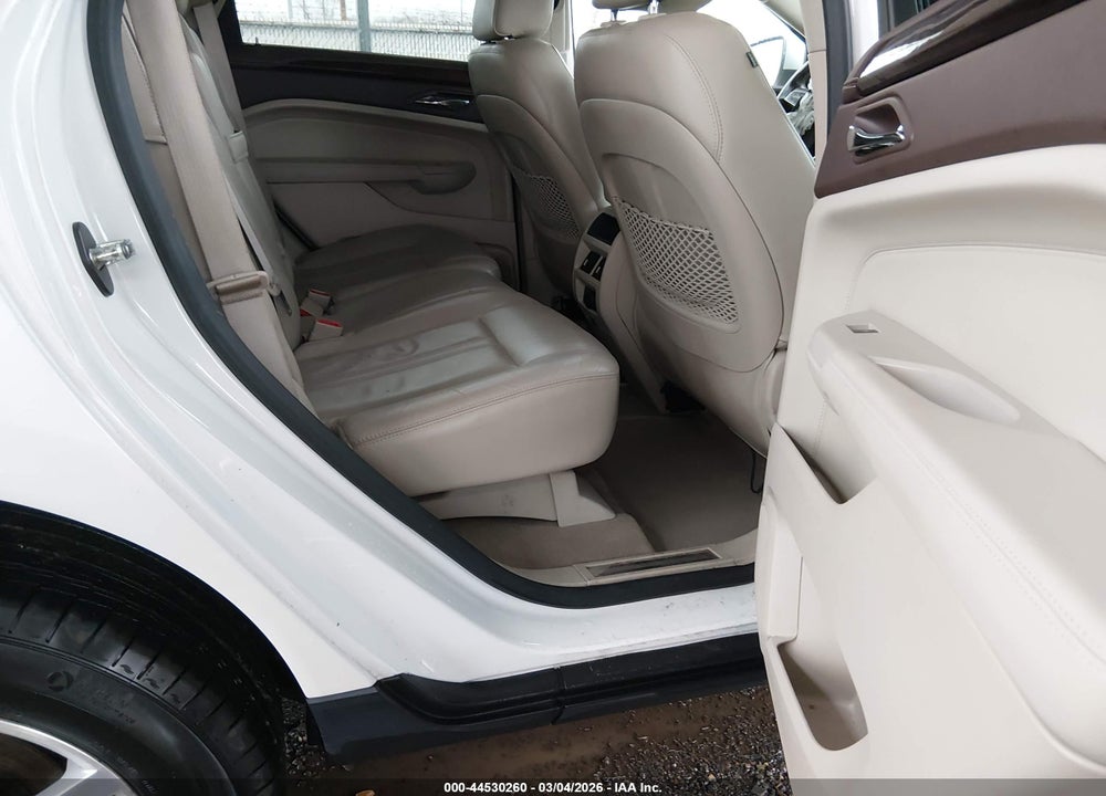 2011 CADILLAC SRX LUXURY COLLECTION VIN: 3GYFNDEY7BS539786