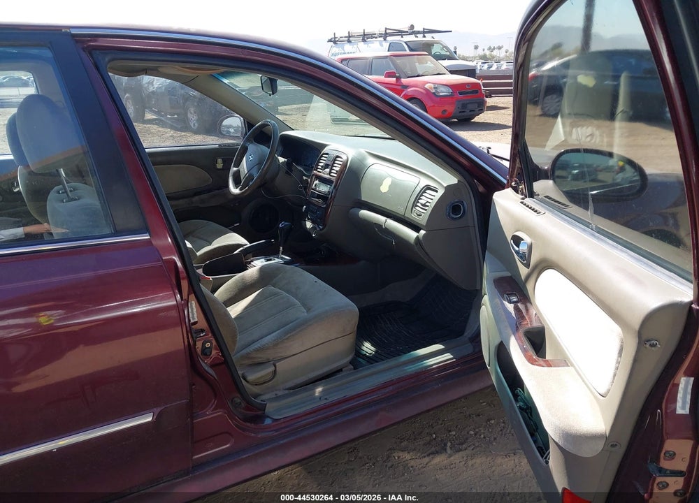 2004 HYUNDAI SONATA GLS/LX VIN: KMHWF35H54A924096