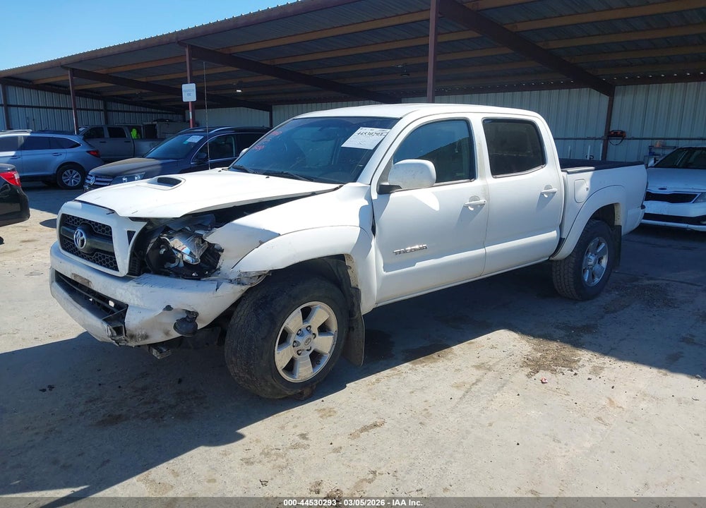 2011 TOYOTA TACOMA BASE V6 VIN: 3TMLU4EN1BM065727
