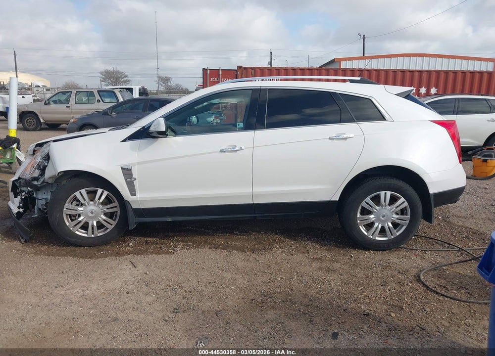 2011 CADILLAC SRX LUXURY COLLECTION VIN: 3GYFNAEY4BS539209