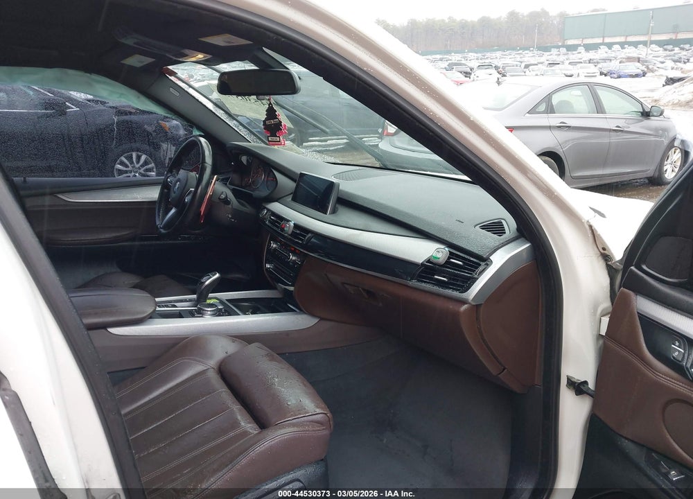 2016 BMW X5 XDRIVE35I VIN: 5UXKR0C51G0S88500