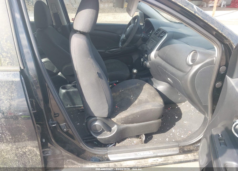 2013 NISSAN VERSA 1.6 SL VIN: 3N1CN7AP5DL884788