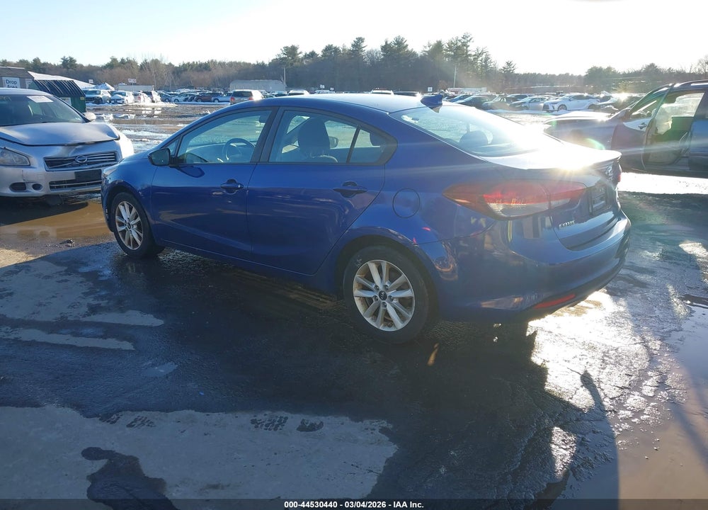 2017 KIA FORTE S VIN: 3KPFL4A7XHE055837