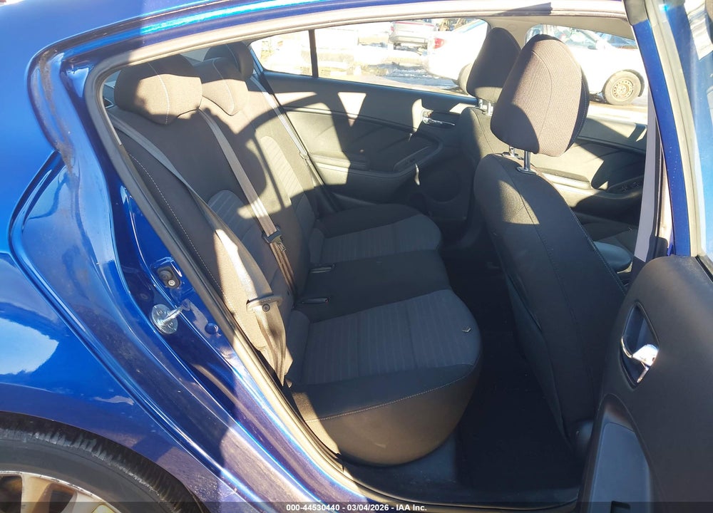 2017 KIA FORTE S VIN: 3KPFL4A7XHE055837