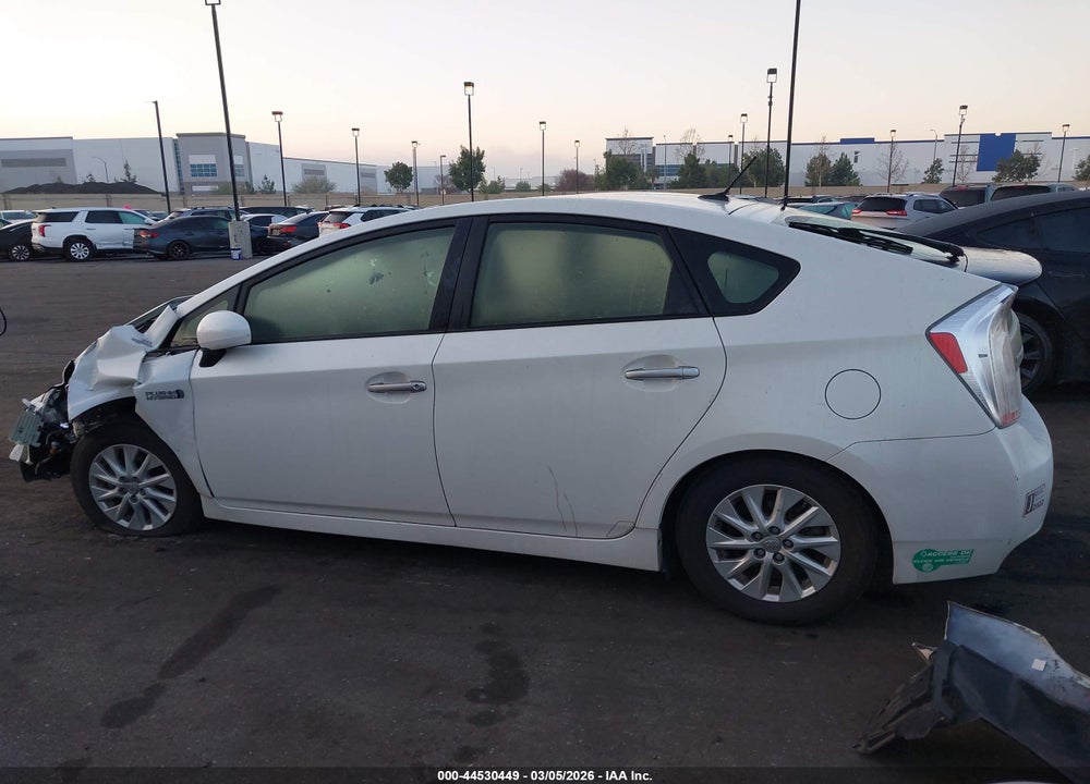 2015 TOYOTA PRIUS PLUG-IN VIN: JTDKN3DP4F3068084