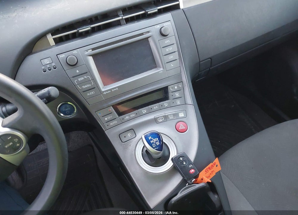 2015 TOYOTA PRIUS PLUG-IN VIN: JTDKN3DP4F3068084