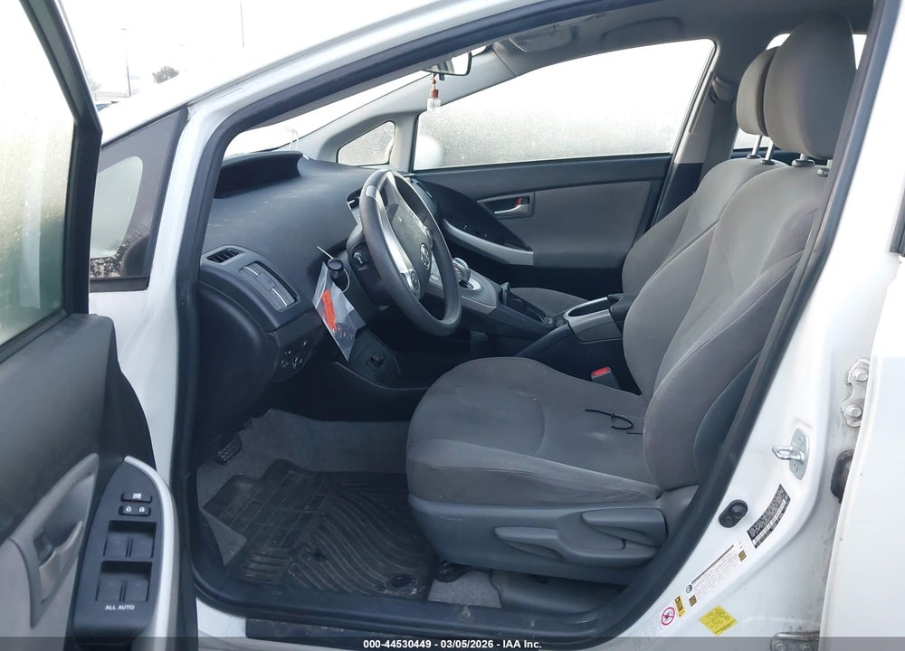 2015 TOYOTA PRIUS PLUG-IN VIN: JTDKN3DP4F3068084
