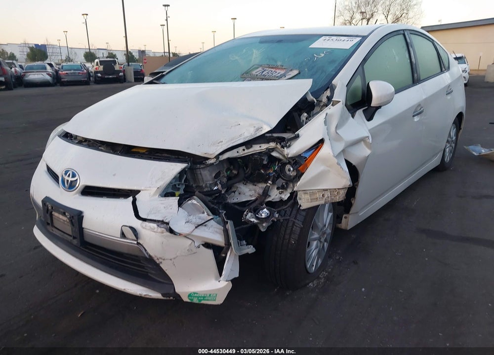 2015 TOYOTA PRIUS PLUG-IN VIN: JTDKN3DP4F3068084