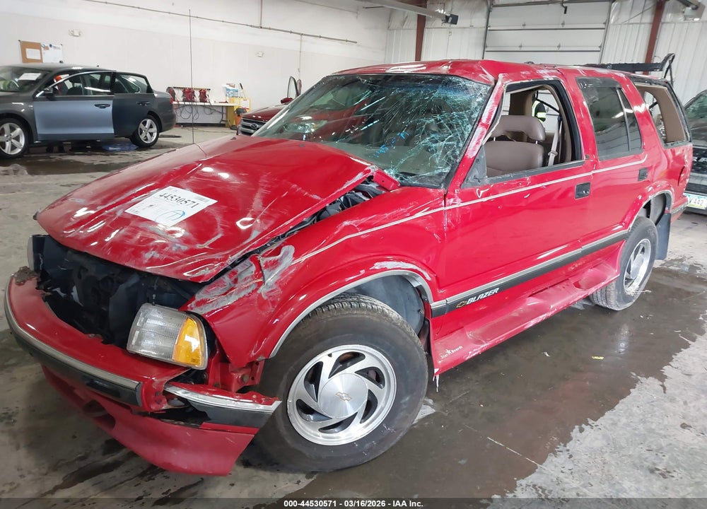 1995 CHEVROLET BLAZER VIN: 1GNDT13W1S2122203