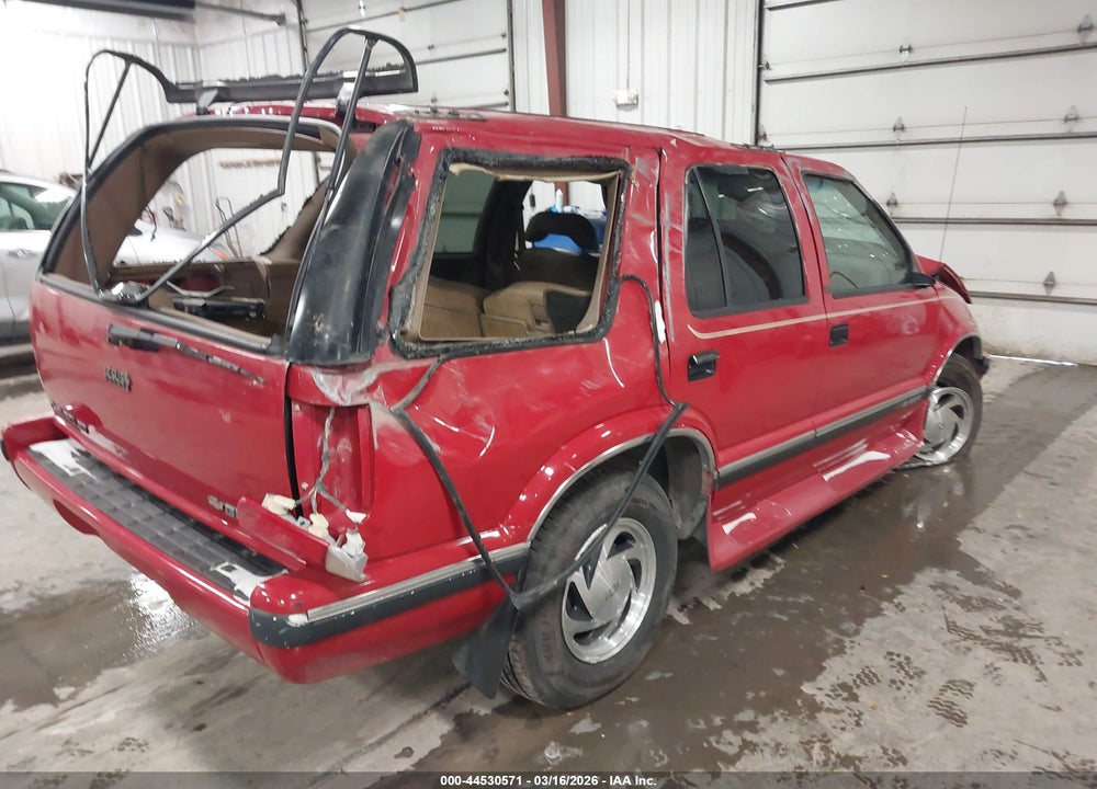 1995 CHEVROLET BLAZER VIN: 1GNDT13W1S2122203