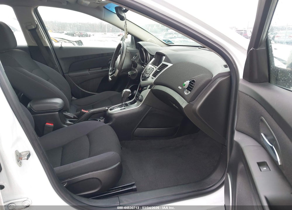 2014 CHEVROLET CRUZE 1LT AUTO VIN: 1G1PC5SB2E7480695