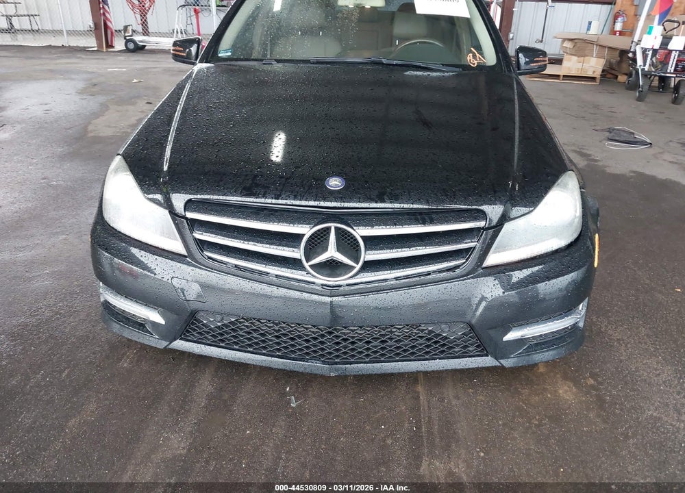2014 MERCEDES-BENZ C 250 SPORT VIN: WDDGF4HB7EG214031