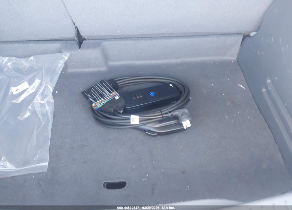 2018 CHEVROLET BOLT EV LT VIN: 1G1FW6S01J4132731