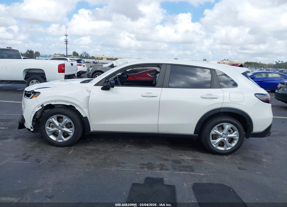 2024 HONDA HR-V 2WD LX VIN: 3CZRZ1H36RM737354