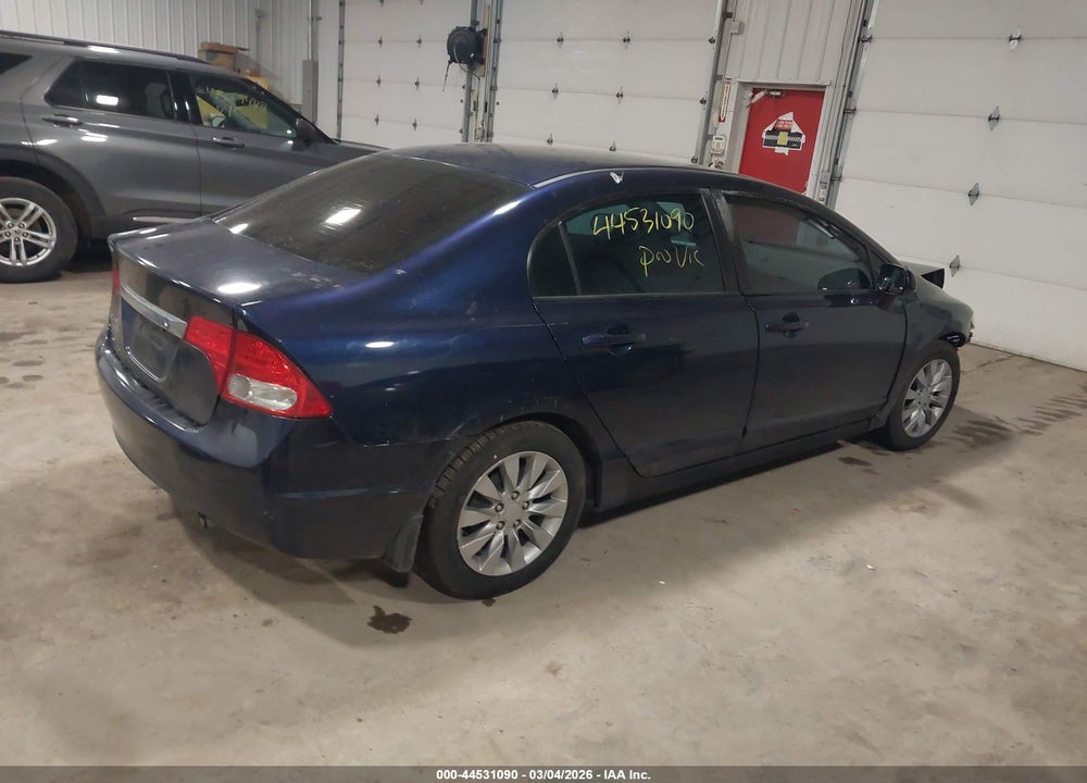 2010 HONDA CIVIC LX VIN: 2HGFA1F57AH588042