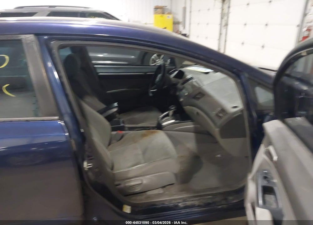 2010 HONDA CIVIC LX VIN: 2HGFA1F57AH588042