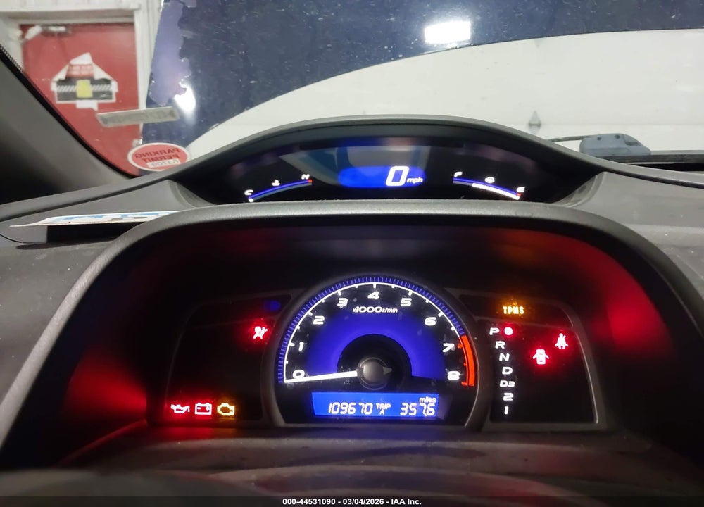 2010 HONDA CIVIC LX VIN: 2HGFA1F57AH588042