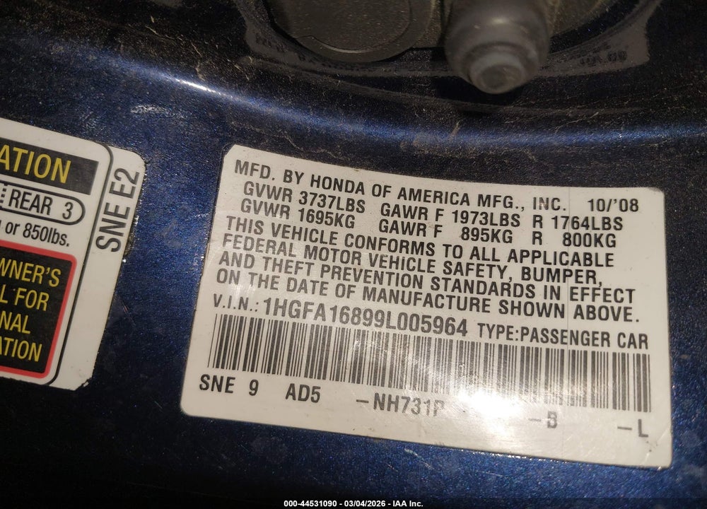 2010 HONDA CIVIC LX VIN: 2HGFA1F57AH588042