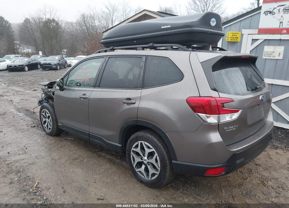 2023 SUBARU FORESTER PREMIUM VIN: JF2SKAEC3PH493942