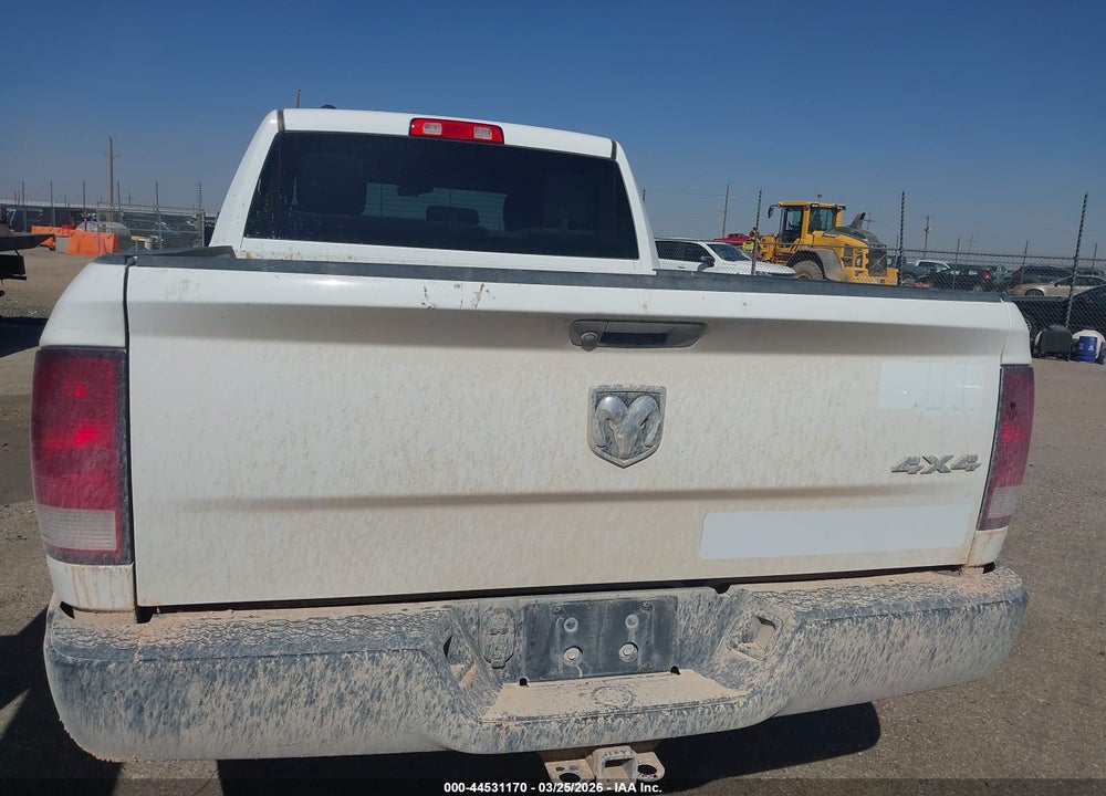 2023 RAM 1500 CLASSIC TRADESMAN  4X4 6'4 BOX VIN: 1C6RR7FG5PS593564