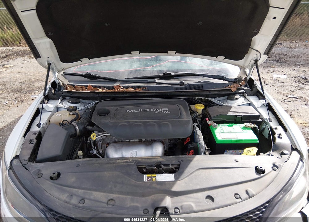 2016 CHRYSLER 200 S VIN: 1C3CCCBB1GN170518