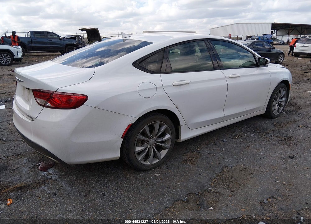 2016 CHRYSLER 200 S VIN: 1C3CCCBB1GN170518