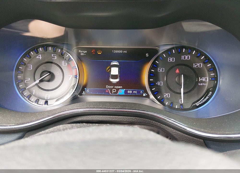 2016 CHRYSLER 200 S VIN: 1C3CCCBB1GN170518
