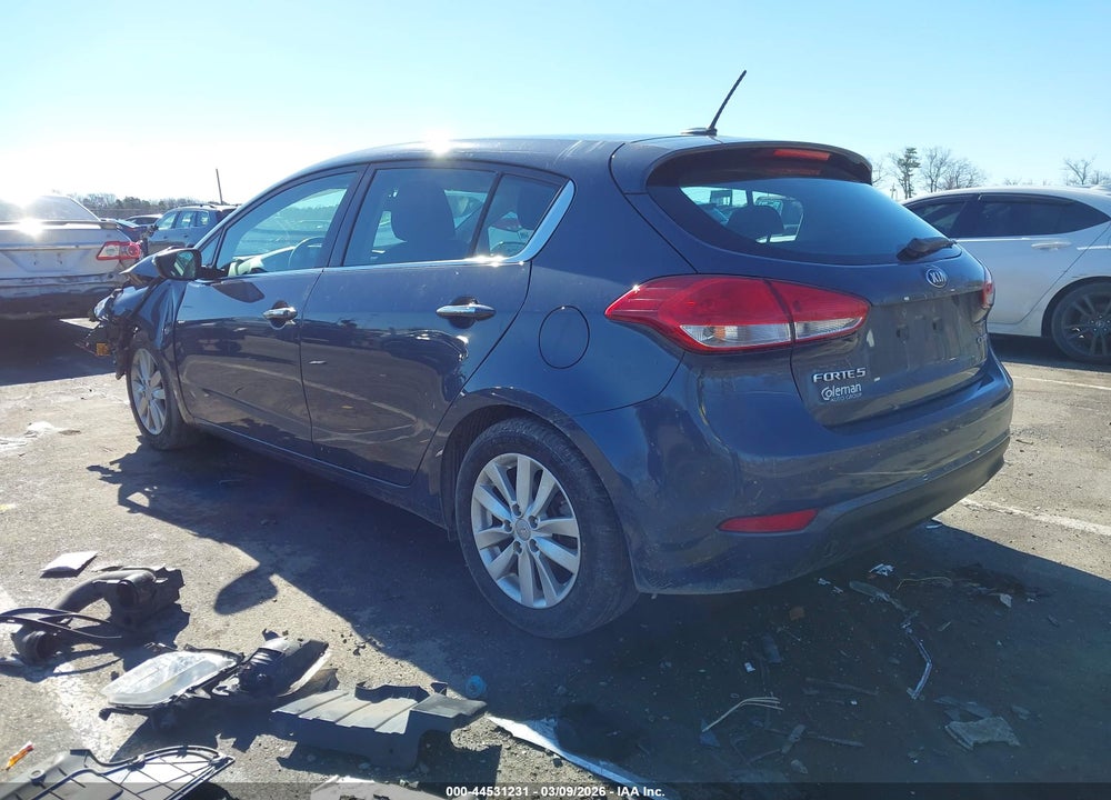 2015 KIA FORTE EX VIN: KNAFX5A8XF5388953