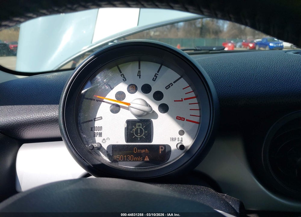 2013 MINI HARDTOP COOPER VIN: WMWSU3C53DT686431