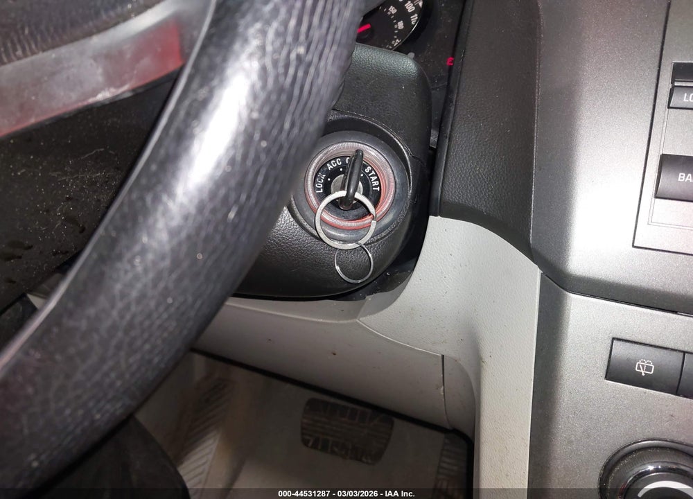 2008 SATURN VUE V6 XR VIN: 3GSDL63788S662812