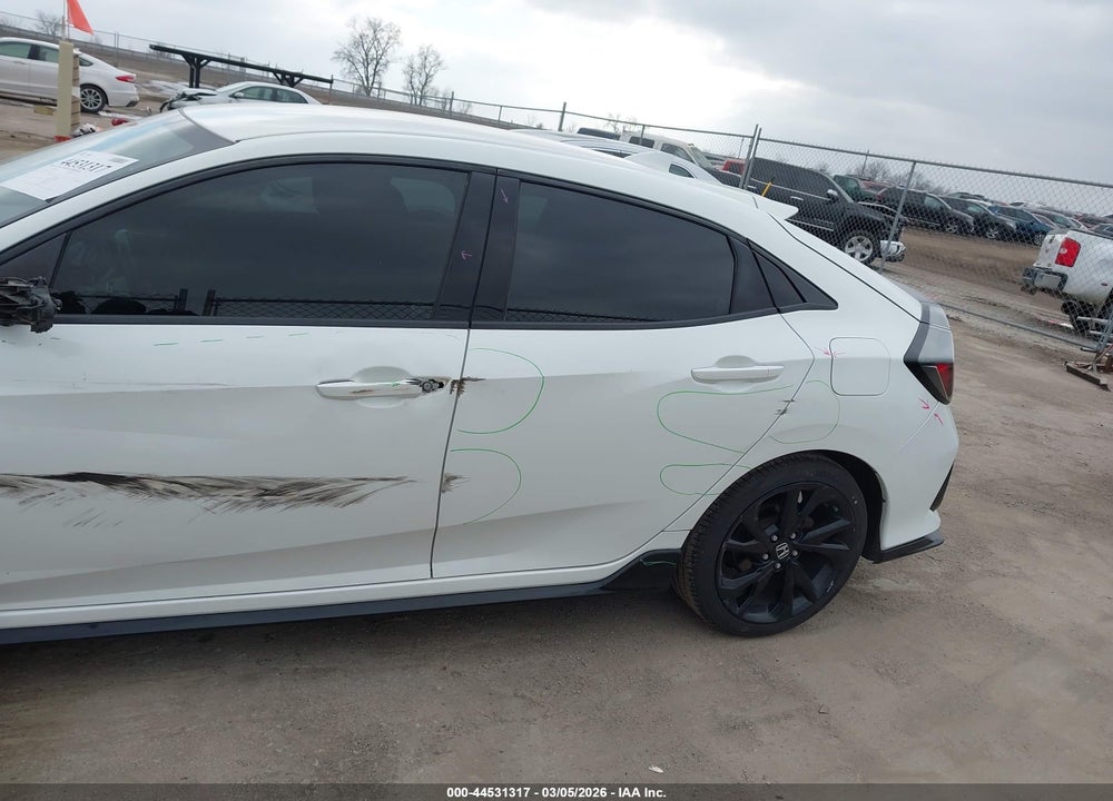 2017 HONDA CIVIC VIN: SHHFK7H46HU216936